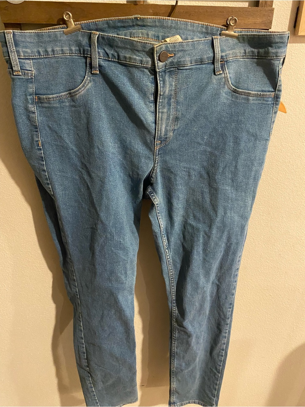 H&M Women's Light Blue Skinny Ankle Jeans Size 18